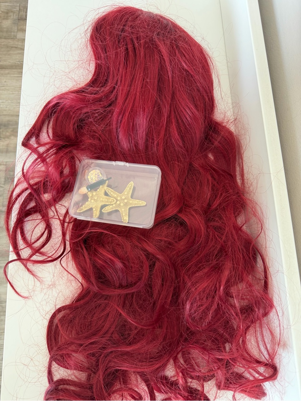 Ariel Little Mermaid Red Synthetic Cosplay Wig Set Starfish Hair Clips
